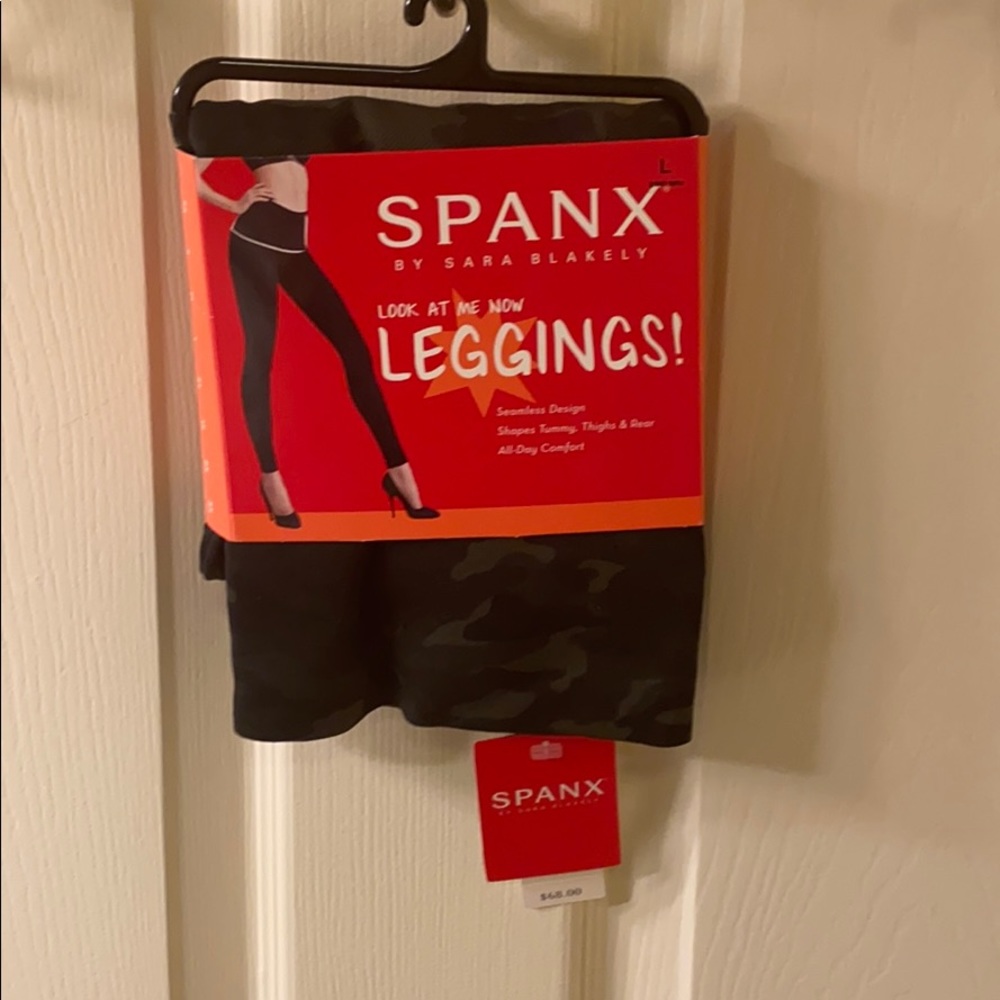 NWT Look At Me Now Leggings - Green Camo